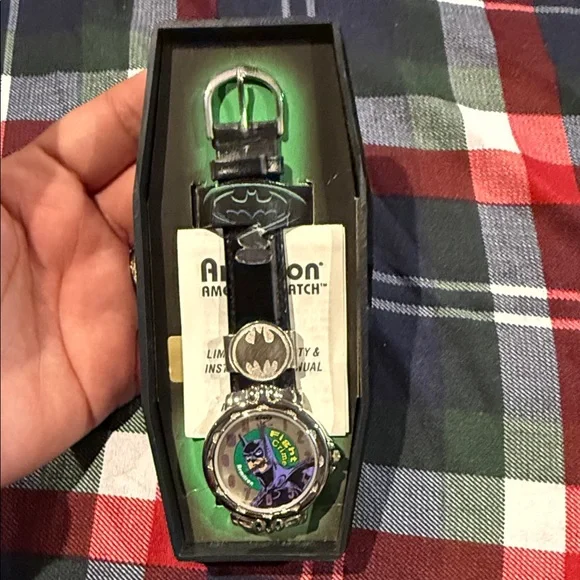 Vintage Batman Themed Black Watch - Picture 1 of 5
